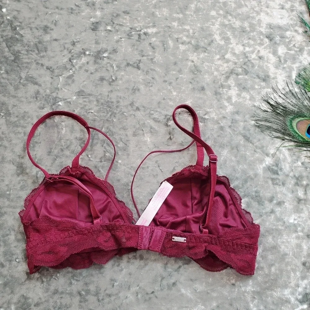 Pink By‎ Victoria's Secret Red Lace Bralette